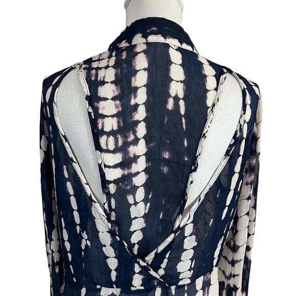 Patrons Of Peace Button Up Blouse Medium Watercolor Stripes Cutout Back Blue Top - Picture 6 of 10